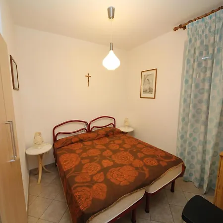 Apartament Quiet Trilocale With Two Bedrooms *