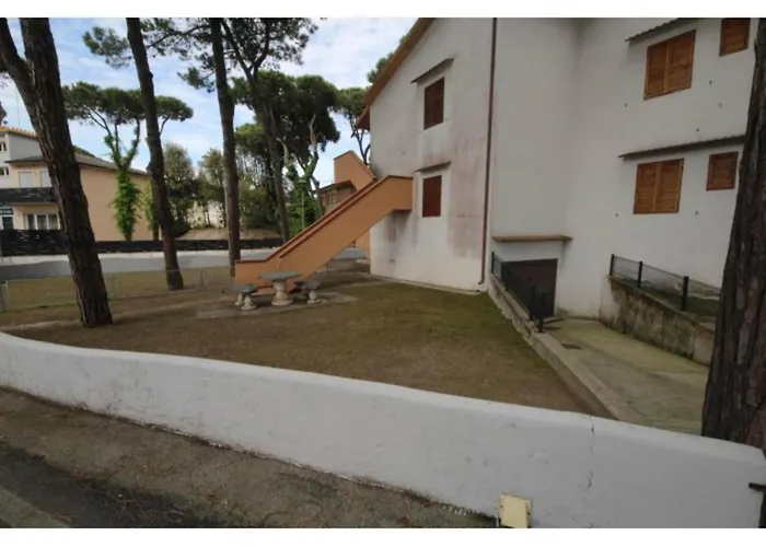 Daire Quiet Trilocale With Two Bedrooms Rosolina Mare