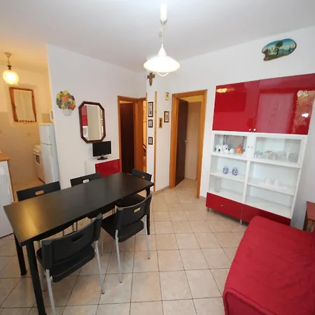 شقة Quiet Trilocale With Two Bedrooms روسولينا ماري