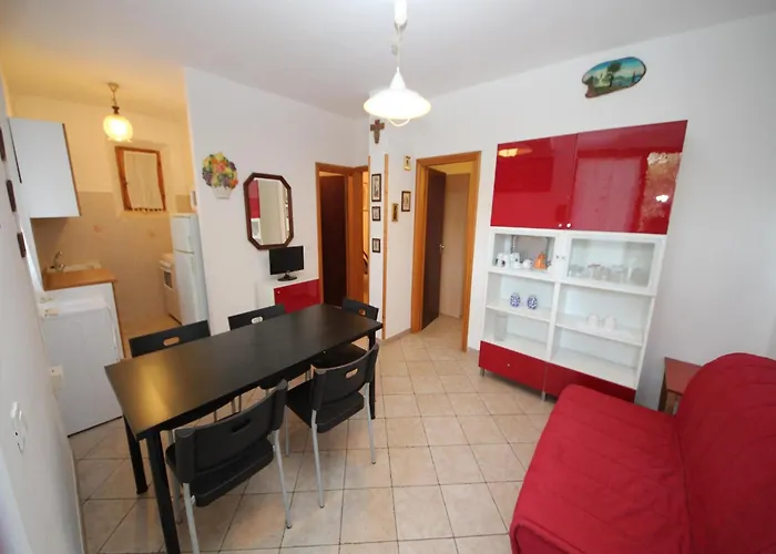 Apartamento Quiet Trilocale With Two Bedrooms Rosolina Mare